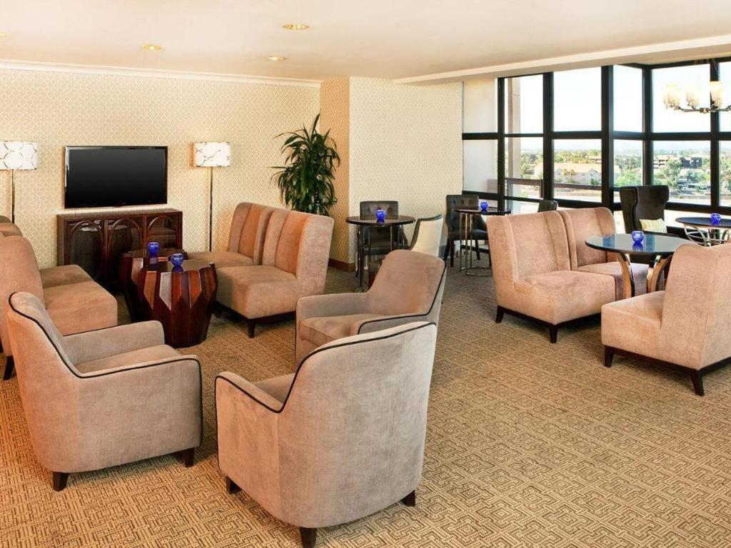 Sheraton Crescent Hotel Phoenix Exterior foto