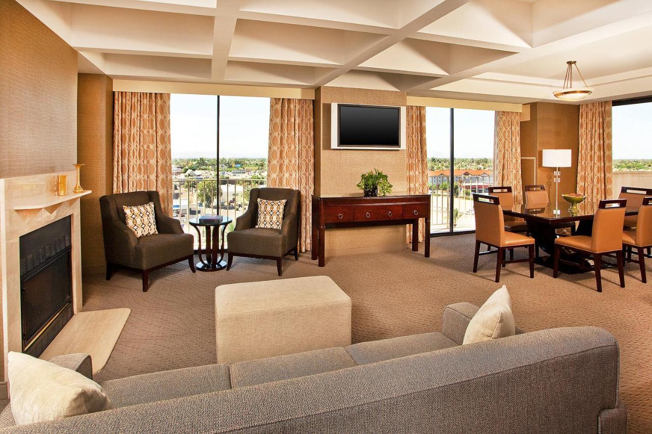 Sheraton Crescent Hotel Phoenix Exterior foto